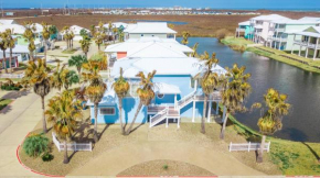 Villa Laguna! STEPS to the pool & lagoon views, with boardwalk to beach